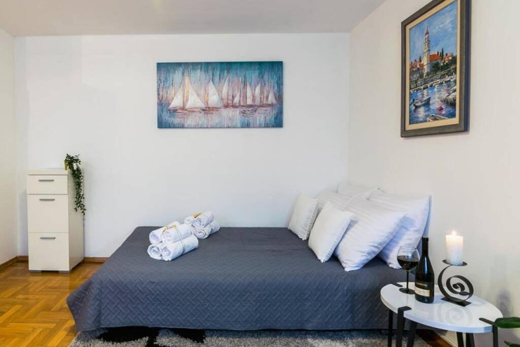 Apartment Jarun Brac Zagreb